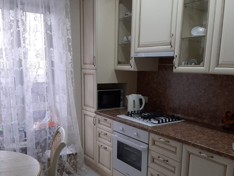 Кухня с фасадами «БОРА», улица Багратиона